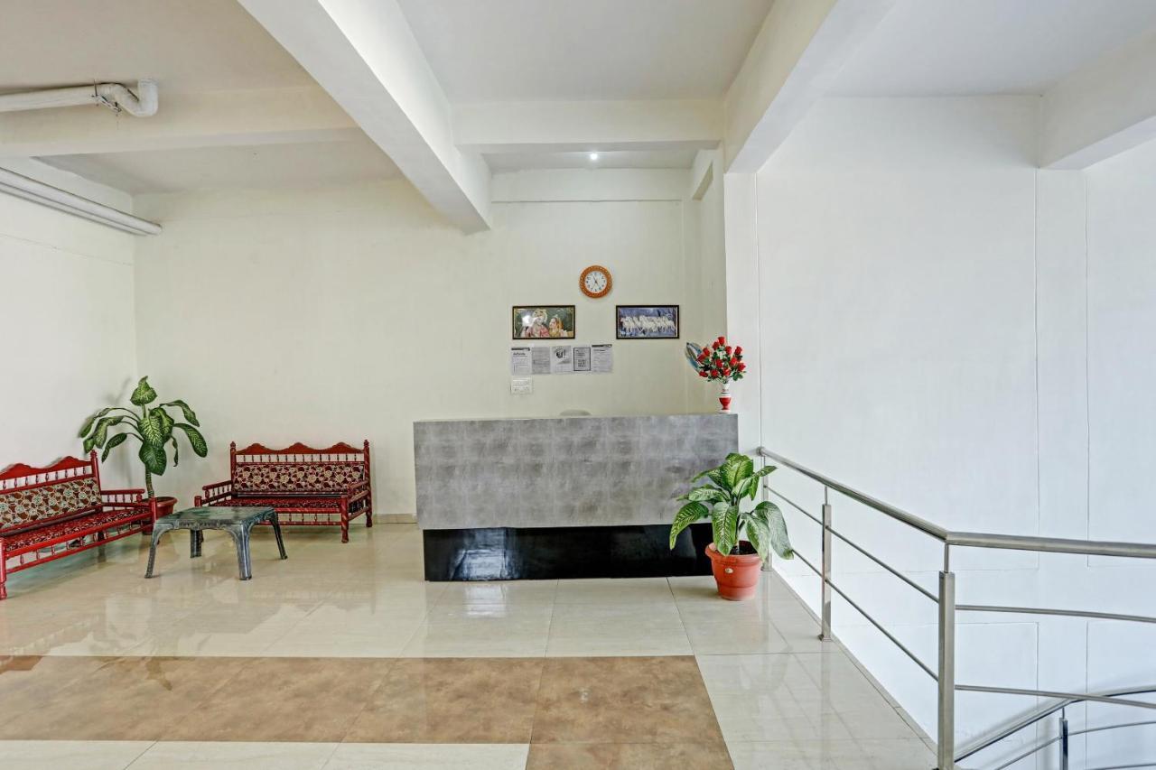 Oyo Flagship 80971 The Lime Tree Bareilly Esterno foto