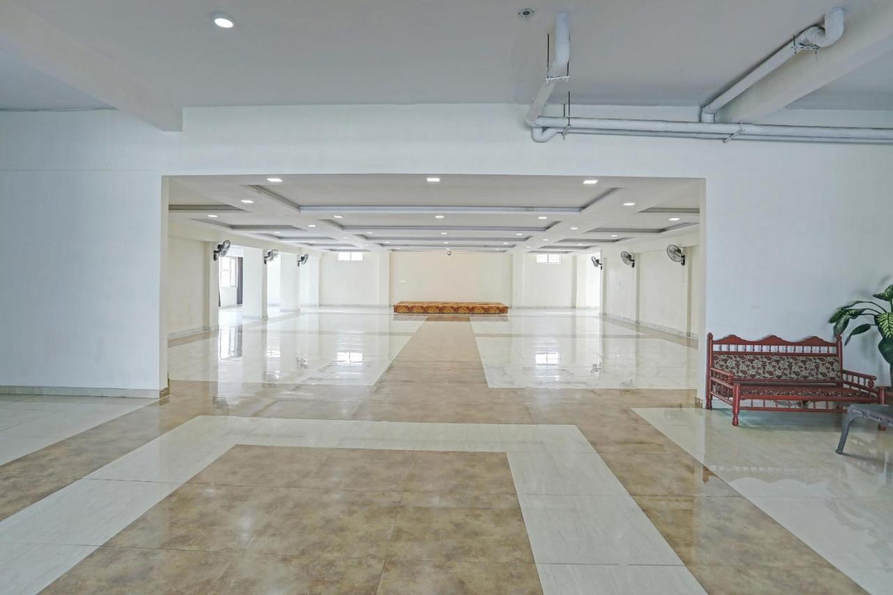 Oyo Flagship 80971 The Lime Tree Bareilly Esterno foto