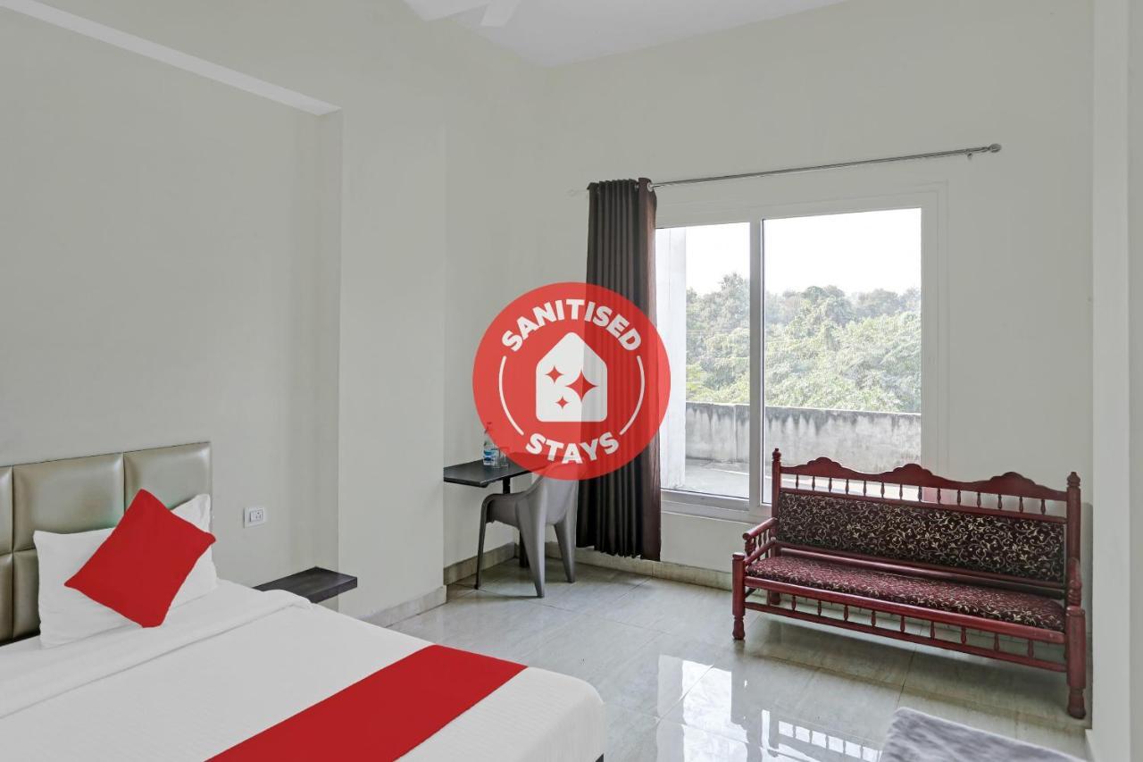 Oyo Flagship 80971 The Lime Tree Bareilly Esterno foto